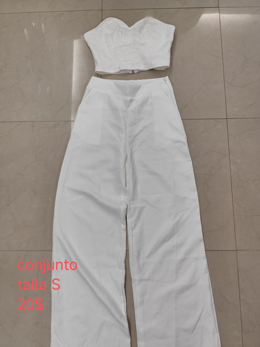 Conjunto blanco corset y pantalón
