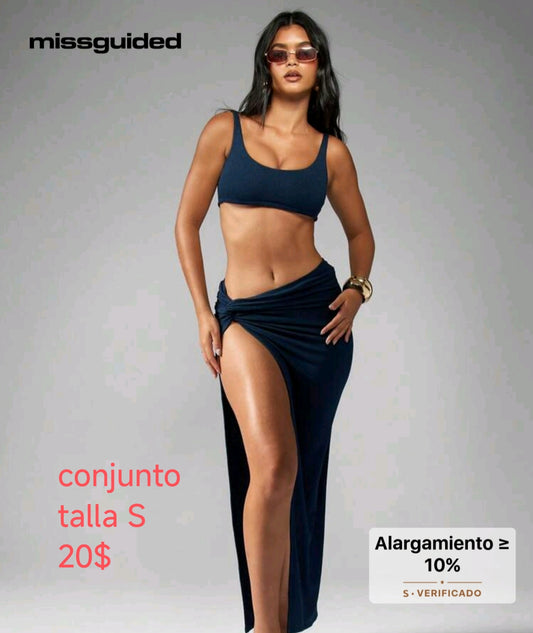 Conjunto azul de falda larga